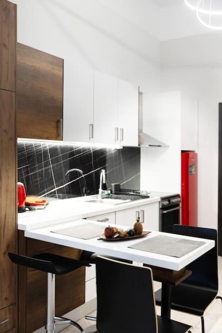 Aristotelous Sqr View Comfy Apt Tesalonika Bagian luar foto